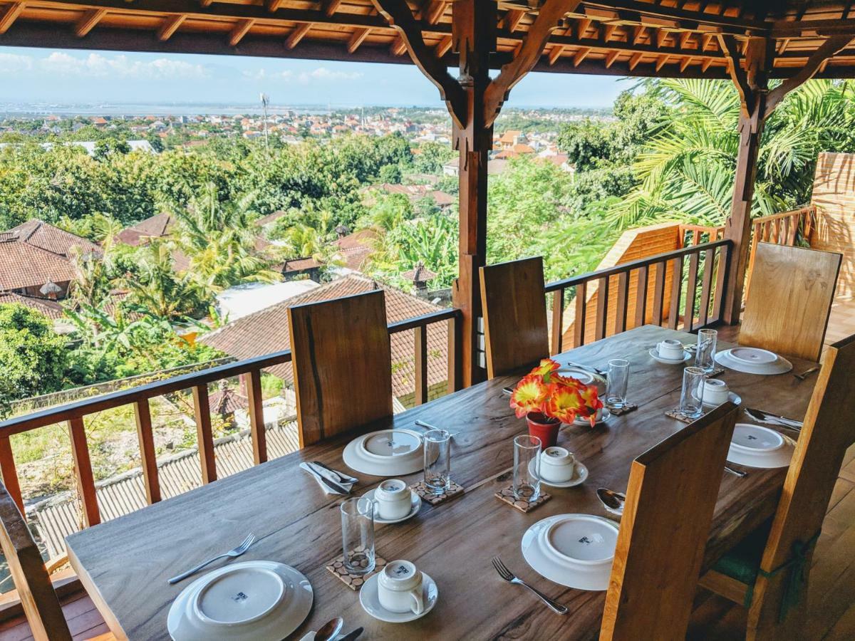 The Laras Villa Jimbaran  Exterior photo
